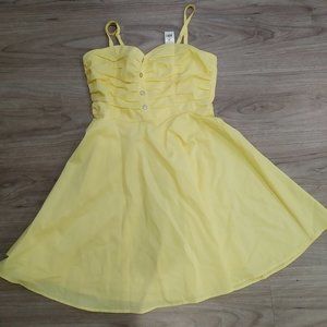 Dynamite clothing size medium new with tags